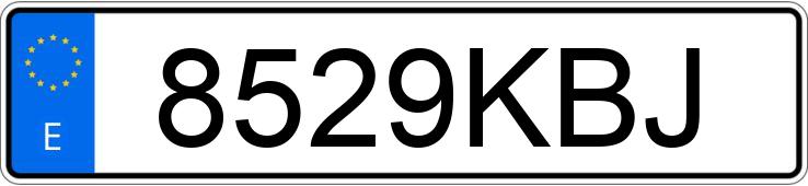 Numer rejestracyjny 8529KBJ posiada MERCEDES GLC (253)