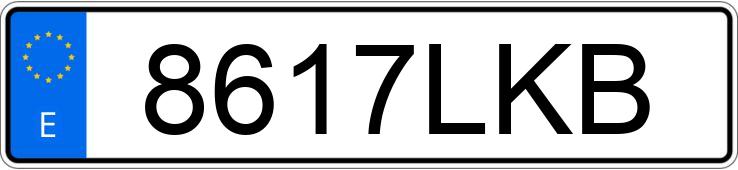 Numer rejestracyjny 8617LKB posiada TOYOTA CAMRY 2.5 HIBRIDO LUXURY AT