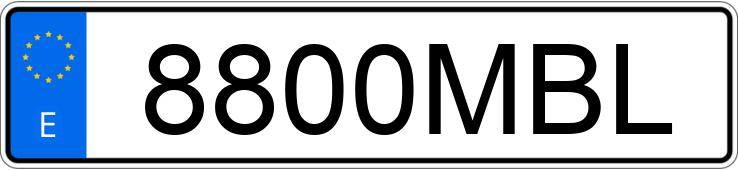 Numer rejestracyjny 8800MBL posiada AUDI Q3 SPORTBACK