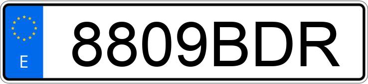 Numer rejestracyjny 8809BDR posiada SEAT LEON