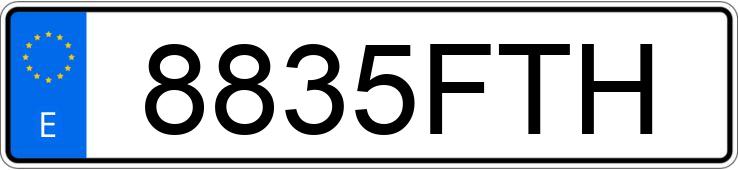 Numer rejestracyjny 8835FTH posiada RENAULT CLIO