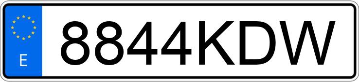 Numer rejestracyjny 8844KDW posiada BMW SERIE 1