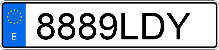 Numer rejestracyjny 8889LDY posiada BMW SERIE 4