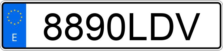 Numer rejestracyjny 8890LDV posiada HONDA CB 500