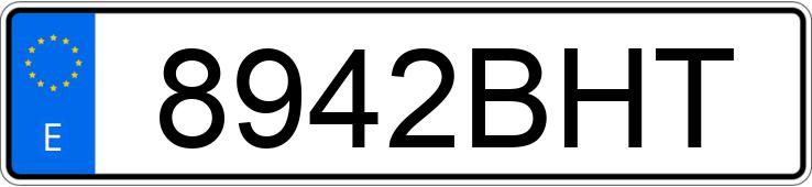 Numer rejestracyjny 8942BHT posiada FORD FOCUS