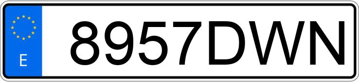 Numer rejestracyjny 8957DWN posiada FORD FOCUS