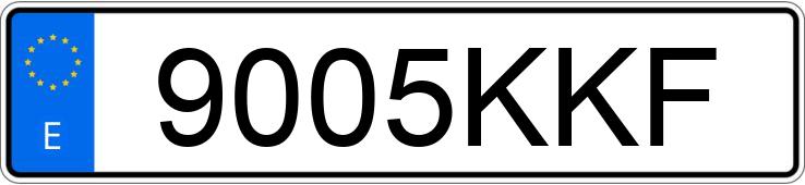 Numer rejestracyjny 9005KKF posiada KIA CARENS