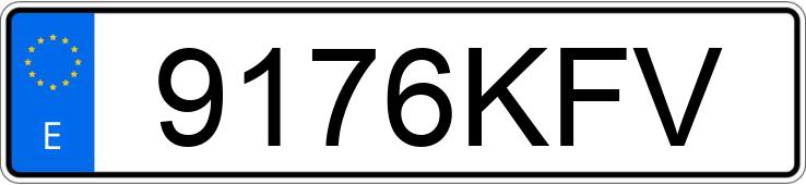 Numer rejestracyjny 9176KFV posiada RENAULT CLIO