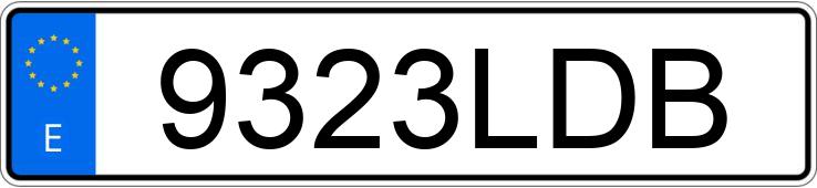 Numer rejestracyjny 9323LDB posiada KIA NIRO