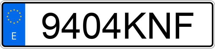 Numer rejestracyjny 9404KNF posiada NISSAN QASHQAI