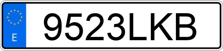 Numer rejestracyjny 9523LKB posiada SEAT LEON