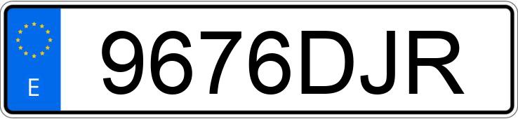 Numer rejestracyjny 9676DJR posiada KTM EXC 450