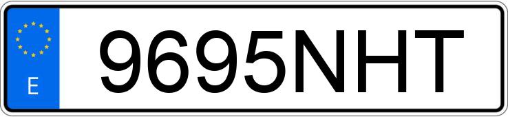 Numer rejestracyjny 9695NHT posiada RENAULT CLIO