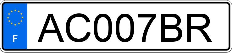 Numer rejestracyjny AC007BR posiada MERCEDES CLASSE C