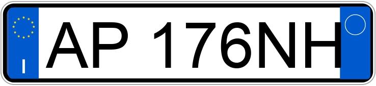 Numer rejestracyjny AP176NH posiada FIAT Punto 1a serie