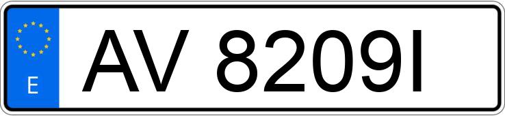 Numer rejestracyjny AV8209I posiada MERCEDES MK