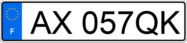 Numer rejestracyjny AX057QK posiada MERCEDES 300