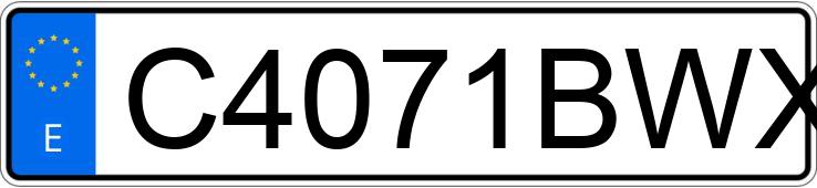Numer rejestracyjny C4071BWX posiada RIEJU MRT
