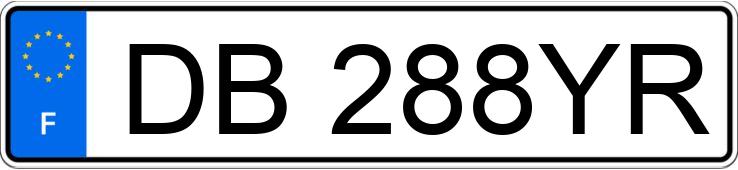 Numer rejestracyjny DB288YR posiada LEXUS GS