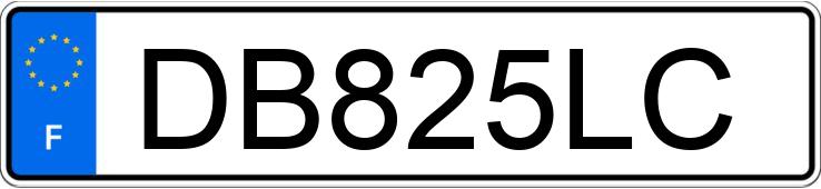 Numer rejestracyjny DB825LC posiada RENAULT CLIO IV