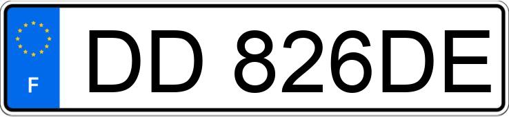 Numer rejestracyjny DD826DE posiada FIAT 500