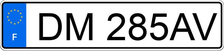 Numer rejestracyjny DM285AV posiada BMW X5