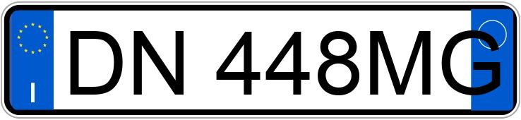 Numer rejestracyjny DN448MG posiada FIAT 500