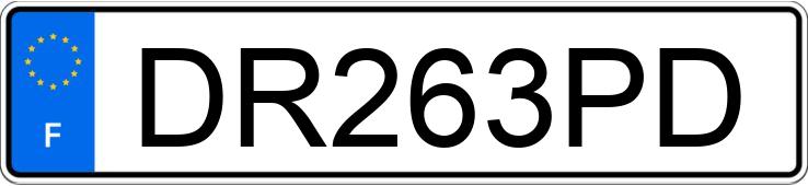 Numer rejestracyjny DR263PD posiada IVECO DAILY