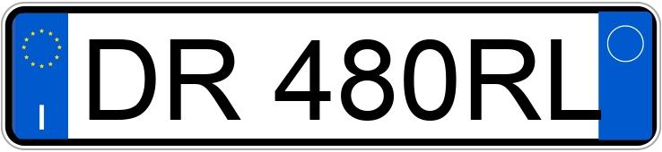 Numer rejestracyjny DR480RL posiada FIAT 500