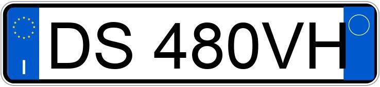 Numer rejestracyjny DS480VH posiada FIAT 500