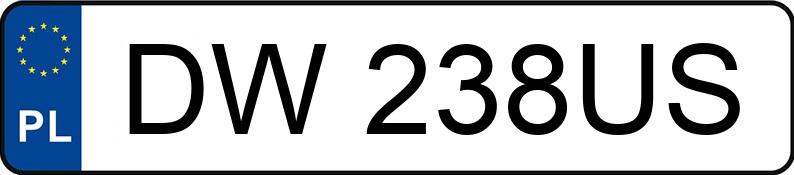 Numer rejestracyjny DW 238US posiada JEEP GRAND CHEROKEE - DW238US
