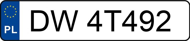 Numer rejestracyjny DW 4T492 posiada VOLKSWAGEN GOLF - DW4T492