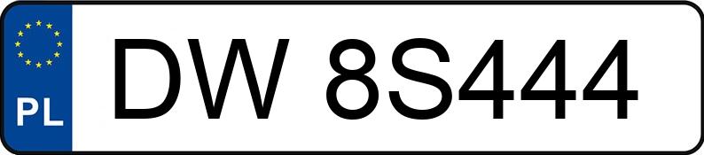 Numer rejestracyjny DW 8S444 posiada BMW 530D - DW8S444
