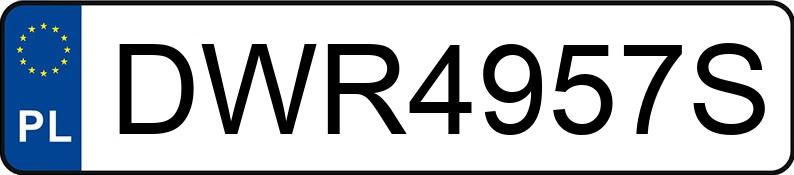 Numer rejestracyjny DWR 4957S posiada BMW 318I - DWR4957S