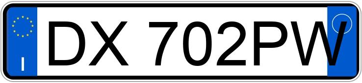 Numer rejestracyjny DX702PW posiada FIAT QUBO