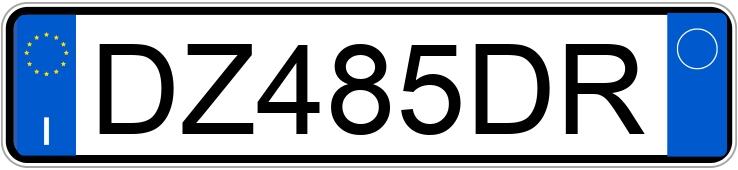 Numer rejestracyjny DZ485DR posiada FIAT 500