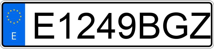 Numer rejestracyjny E1249BGZ posiada JOHN DEERE SERIE 5025