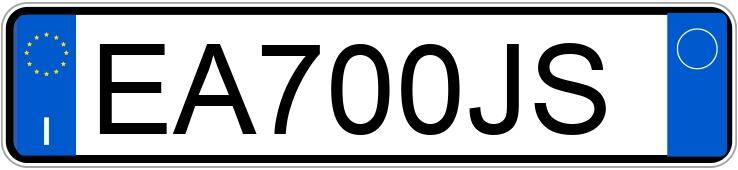 Numer rejestracyjny EA700JS posiada FIAT 500