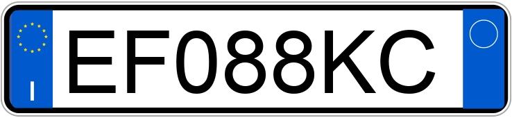 Numer rejestracyjny EF088KC posiada FIAT 500