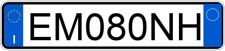 Numer rejestracyjny EM080NH posiada FIAT 500