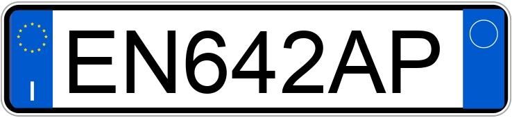 Numer rejestracyjny EN642AP posiada FIAT 500