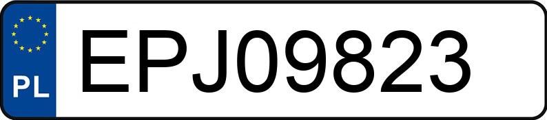 Numer rejestracyjny EPJ 09823 posiada AUDI 100 D - EPJ09823