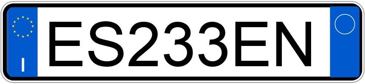 Numer rejestracyjny ES233EN posiada FIAT 500