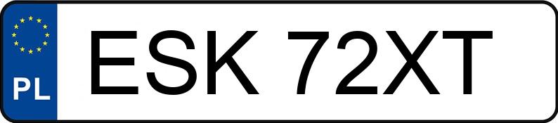 Numer rejestracyjny ESK 72XT posiada KTM Naked Bike 125 Duke - ESK72XT