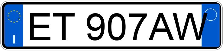 Numer rejestracyjny ET907AW posiada FIAT 500L