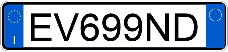 Numer rejestracyjny EV699ND posiada FIAT 500L