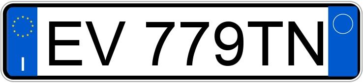 Numer rejestracyjny EV779TN posiada FIAT 500