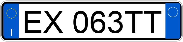 Numer rejestracyjny EX063TT posiada FIAT 500