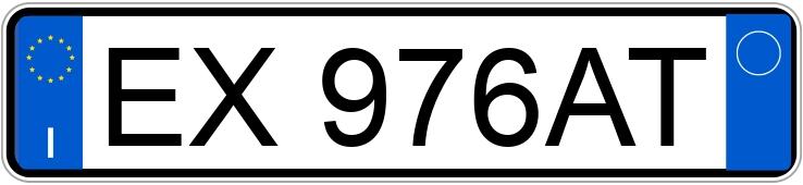 Numer rejestracyjny EX976AT posiada FIAT 500L