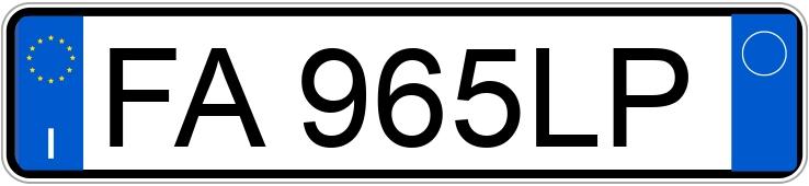 Numer rejestracyjny FA965LP posiada FIAT 500